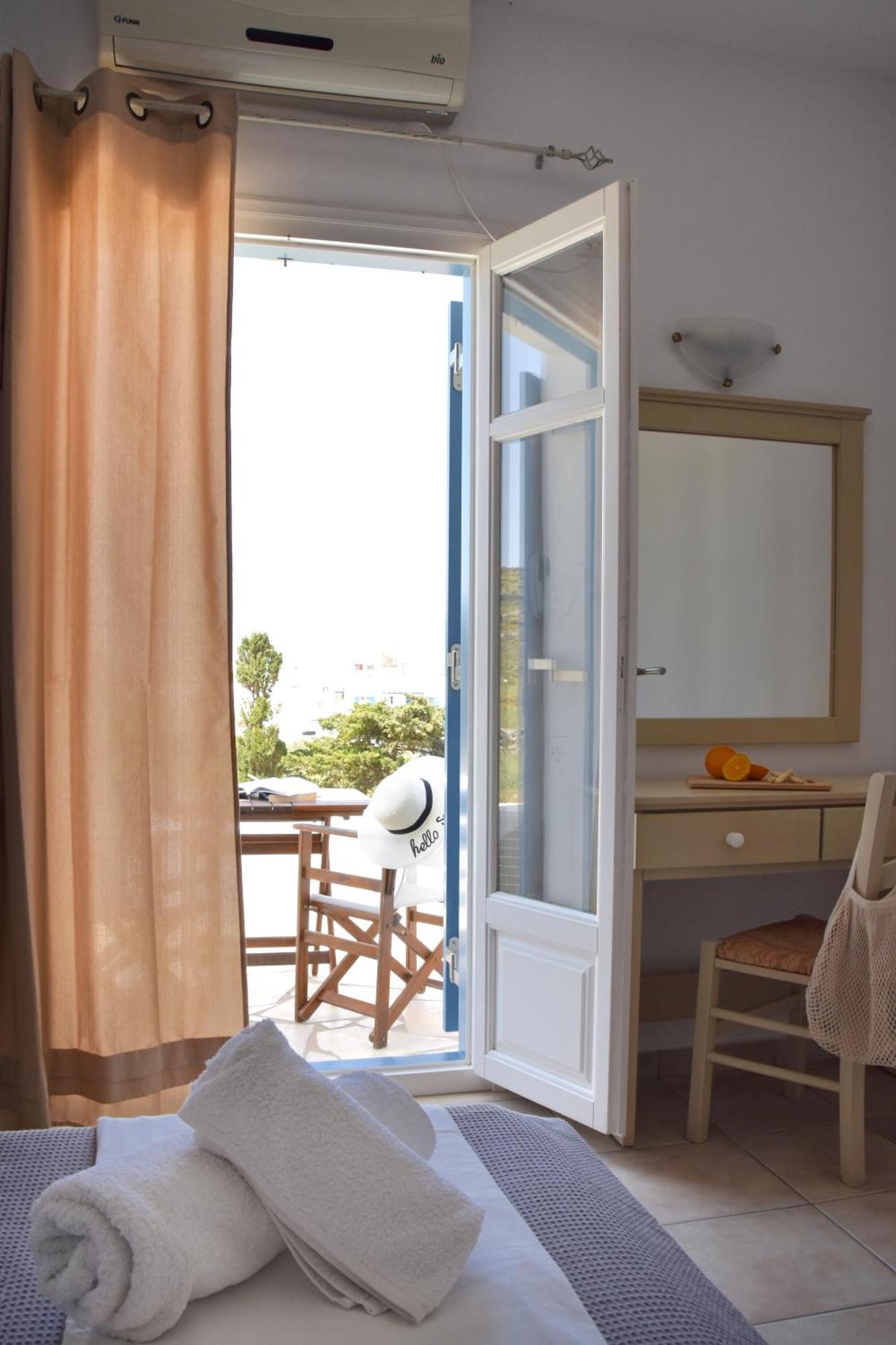 Captain Apartments Paros ナウサ 部屋 写真